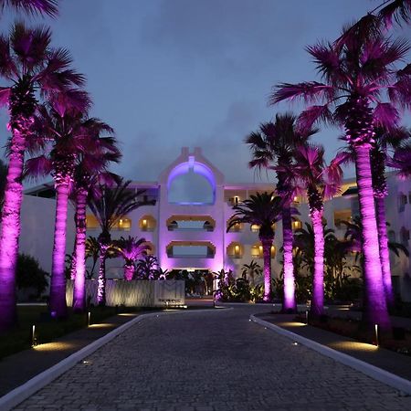 The Mirage Resort & Spa Hammamet Eksteriør billede The resort at night